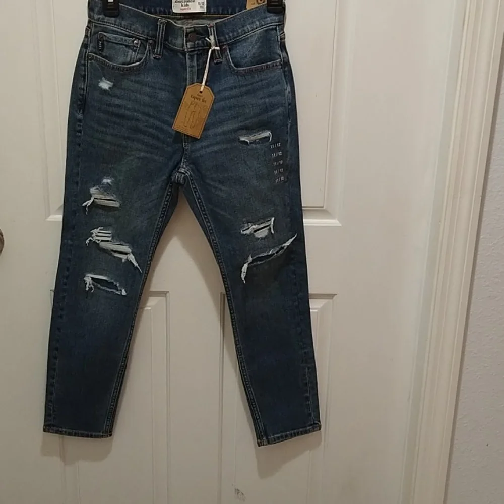 Abercrombie Boys Taper Fit Jeans